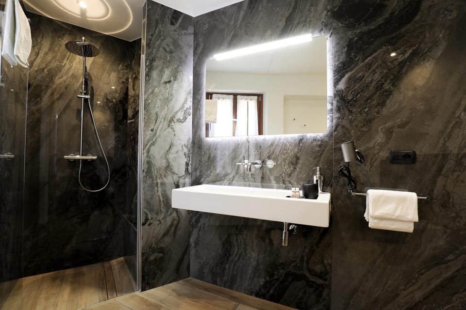 Affittacamere Ca Stella Antares a La Morra centro Apartment in La Morra