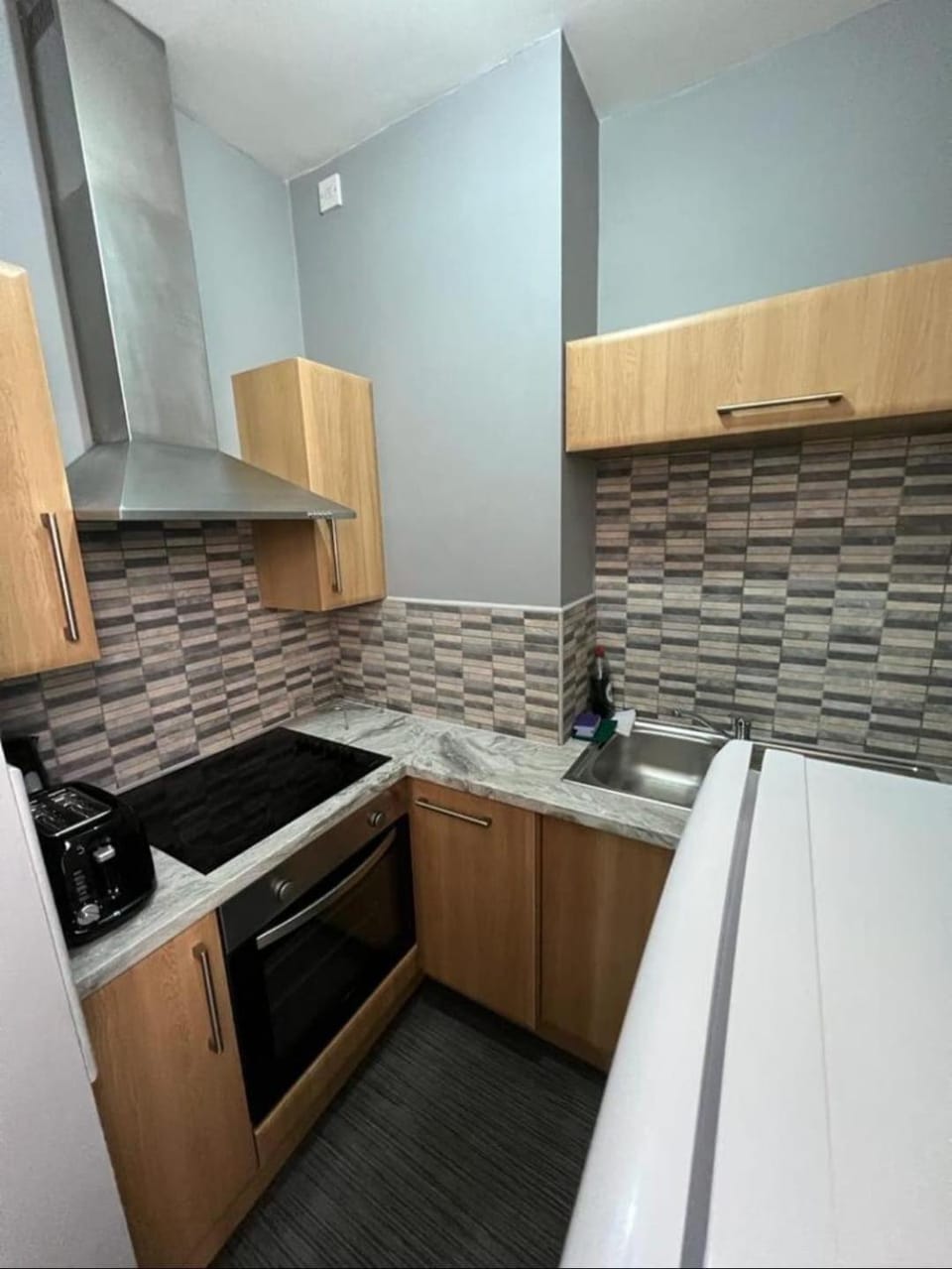 Sleek Private Studio with Netflix in Moseley Apartment in Metropolitan Borough of Solihull