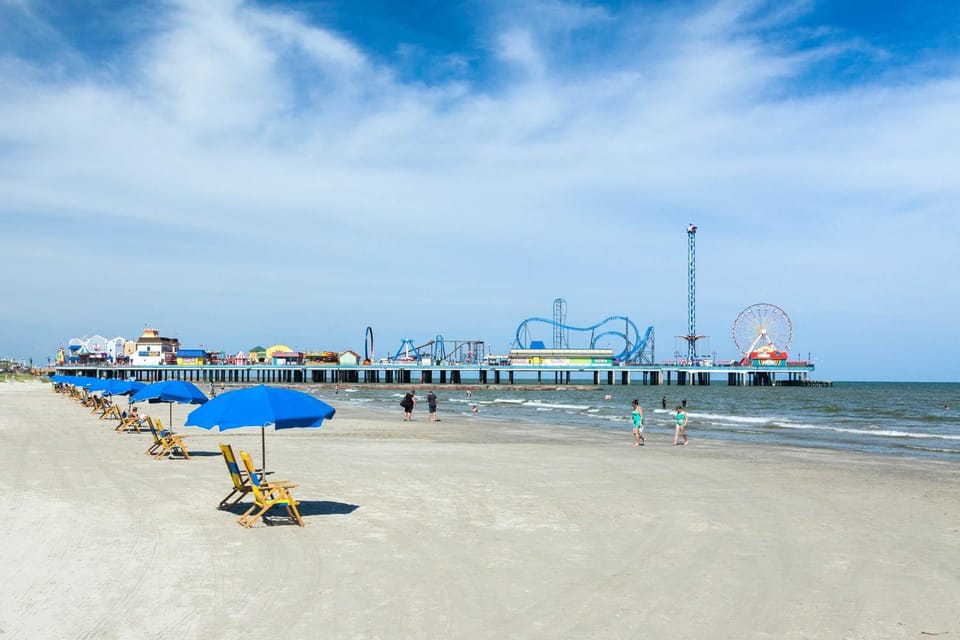 Ocean Front Escape at the San Luis Apartment in Galveston Island