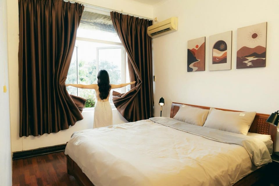 Mandala Light Floor Stay by West Lake Apartment in Laos