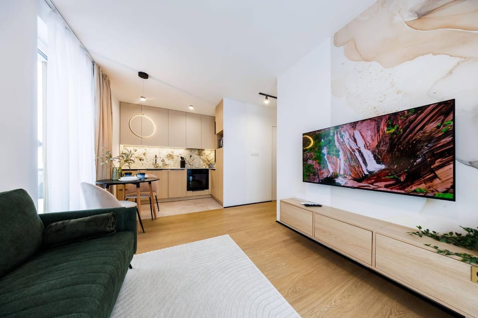 TV and multimedia, Kitchen or kitchenette, Living room, Seating area, Evening entertainment, minibar