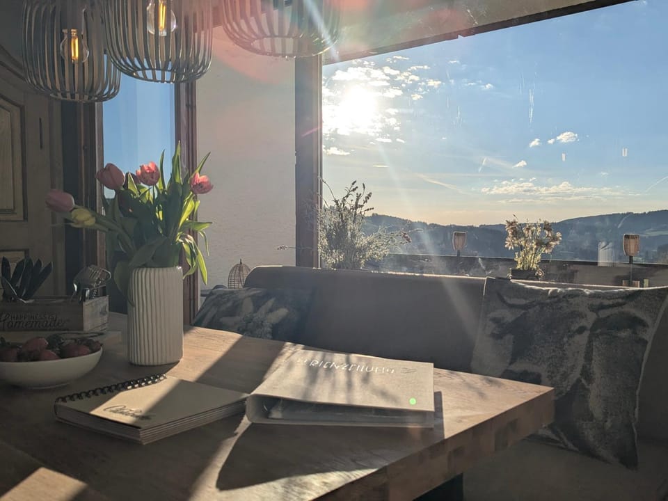Day, Natural landscape, View (from property/room), Dining area, Mountain view
