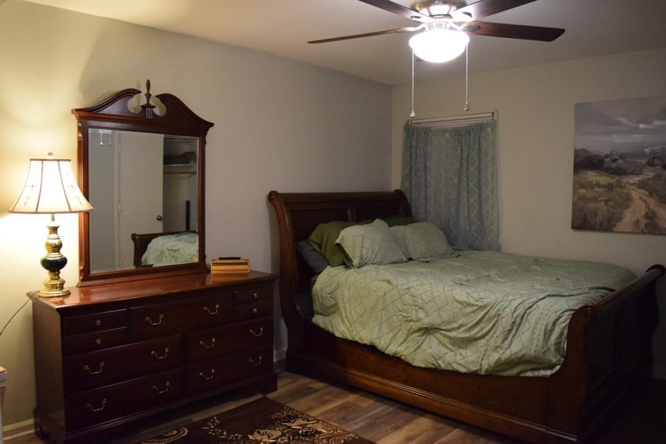 Bed, Bedroom