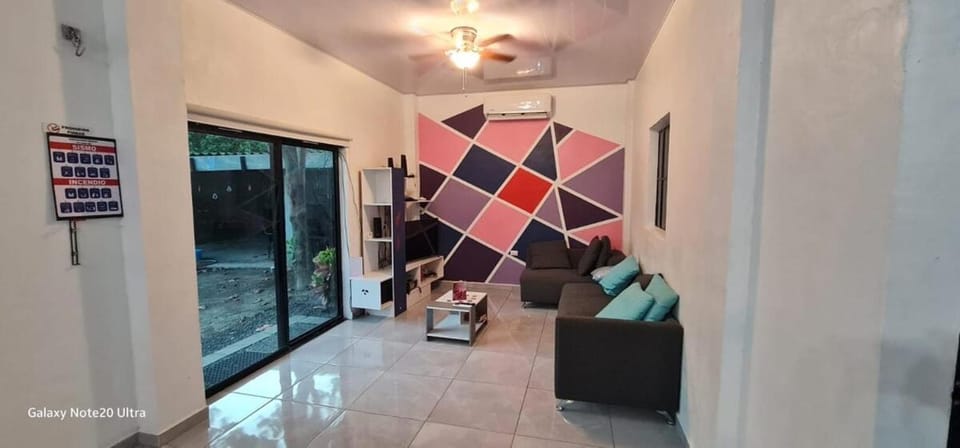 Communal lounge/ TV room, Living room, Area and facilities