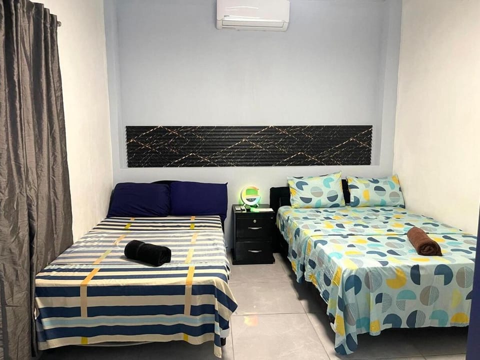 Bed, Bedroom, air conditioner
