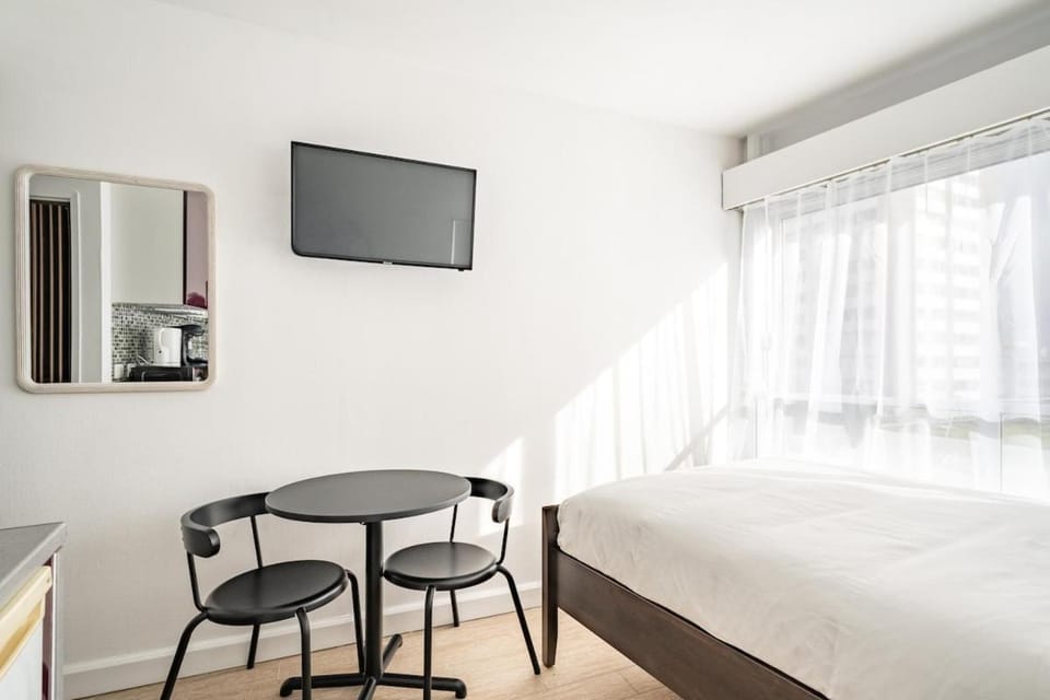 Cozy studio Eiffel Tower et Beaugrenelle Apartment in Paris