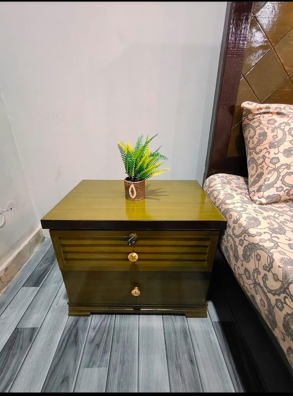 Alzahir Guesthouse & Hostel Rooms near Quaideazam University Hotel in Islamabad Capital Territory