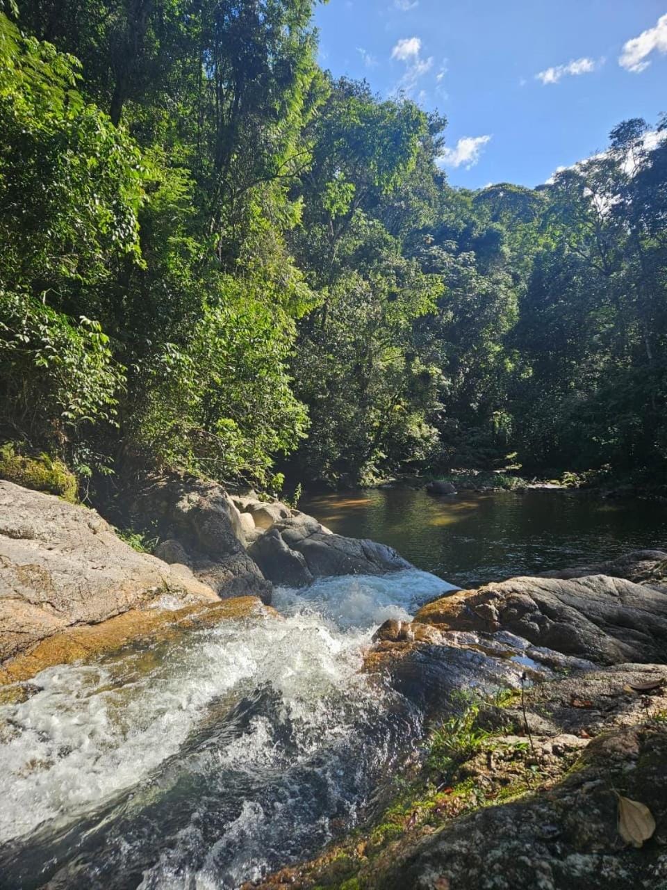 Casa confortável na Serra de Casimiro de Abreu, Pai João -14 km do Sana House in State of Rio de Janeiro