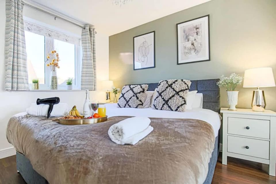 4 bed house in Milton Keynes - freeparking - wifi House in Aylesbury Vale