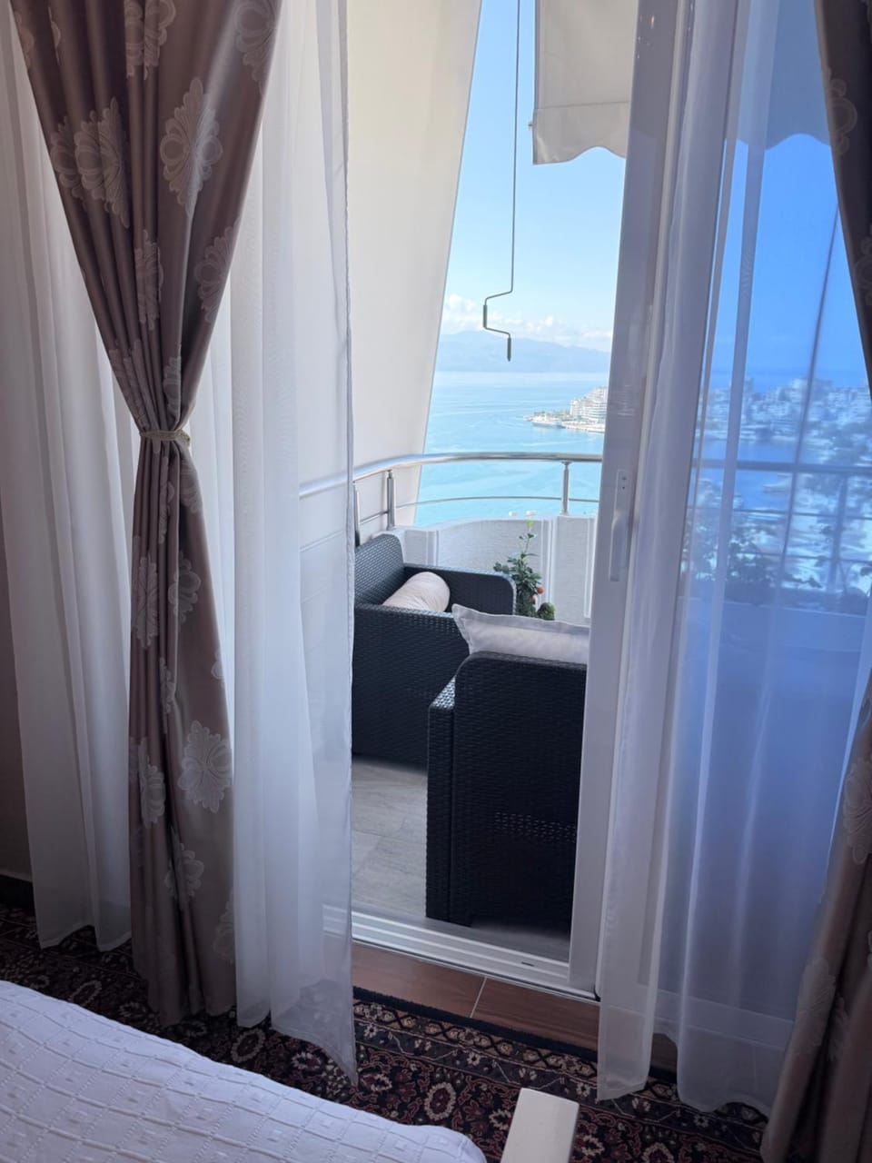 Romantic Getaway Seaview Apartment Apartment in Sarandë