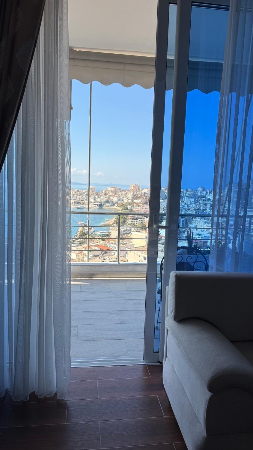 Romantic Getaway Seaview Apartment Apartment in Sarandë