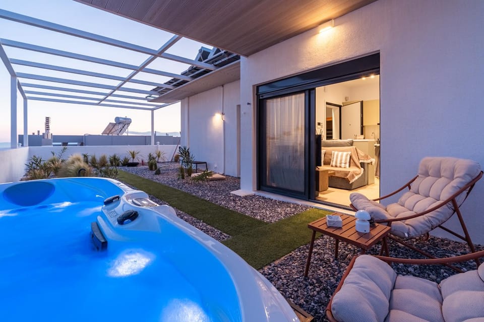 Ether Rooftop Spa in Glyfada C47 Apartment in South Athens