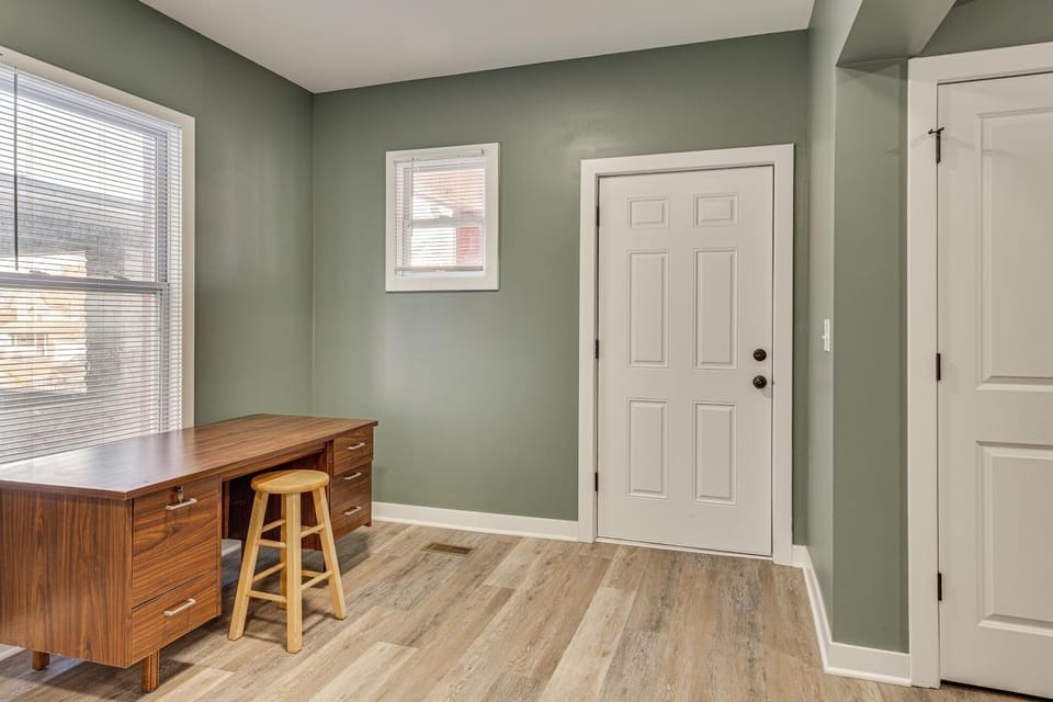 Nurse-Ready Kansas City Townhome Near Hospitals House in Kansas City