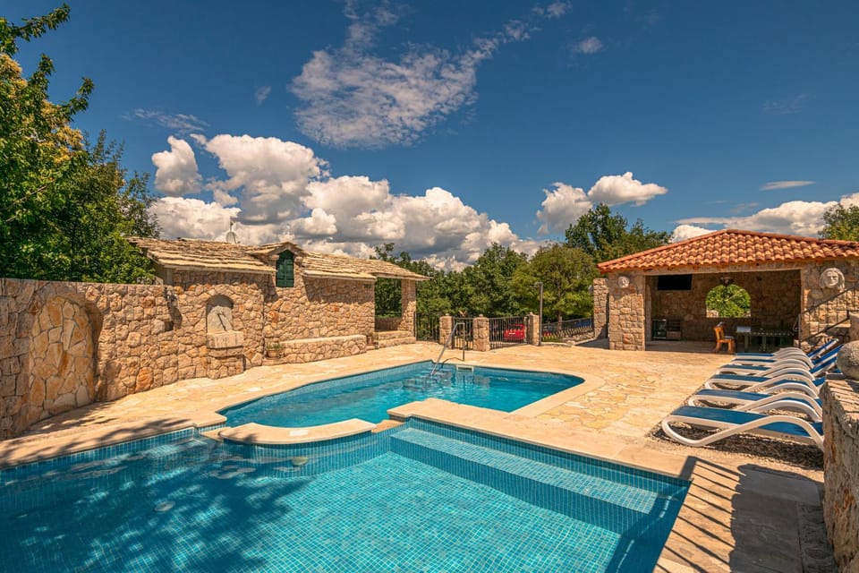 Day, Summer, On site, Pool view, Swimming pool