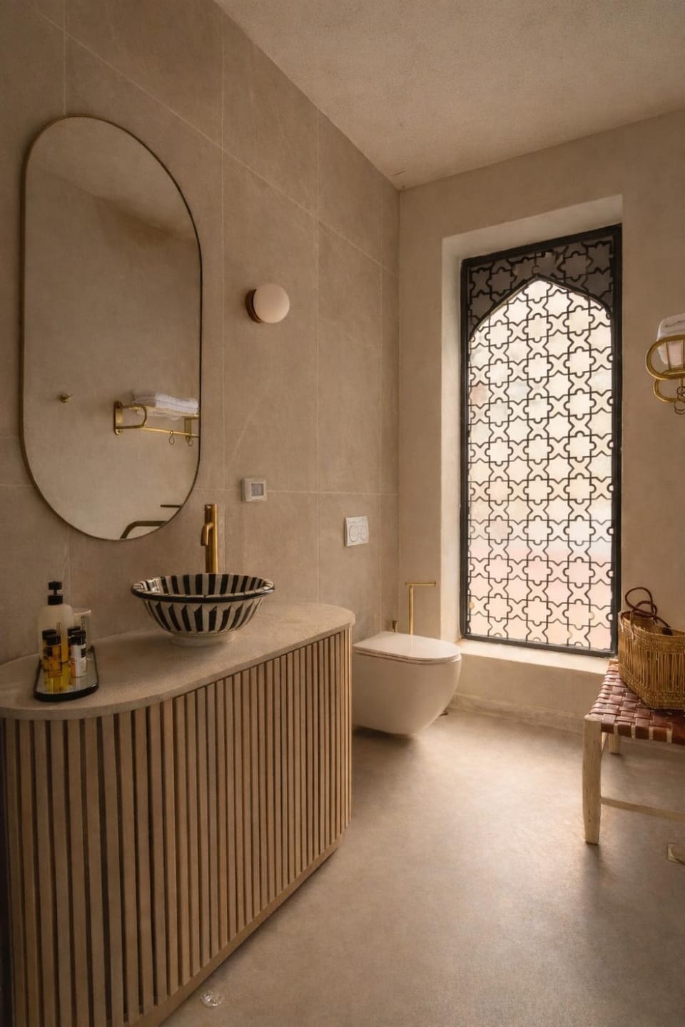 Shower, Bathroom, Decorative detail, Bedroom, towels