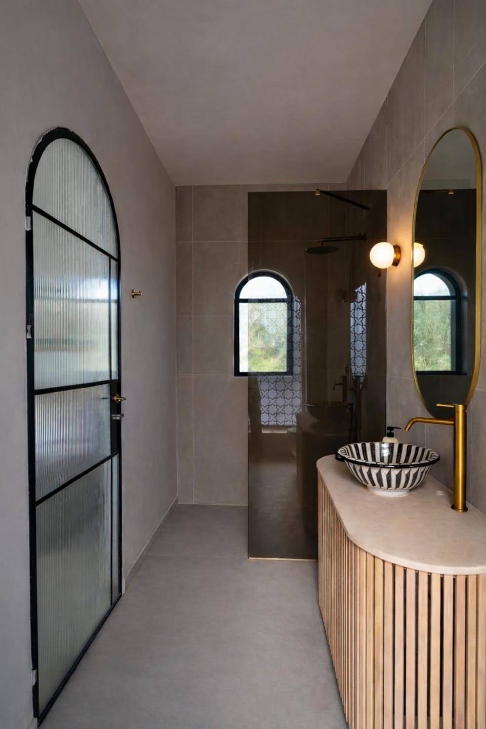 Shower, Bedroom, towels