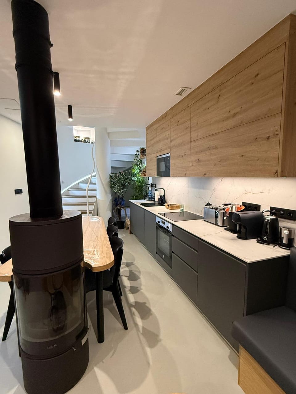 Kitchen or kitchenette