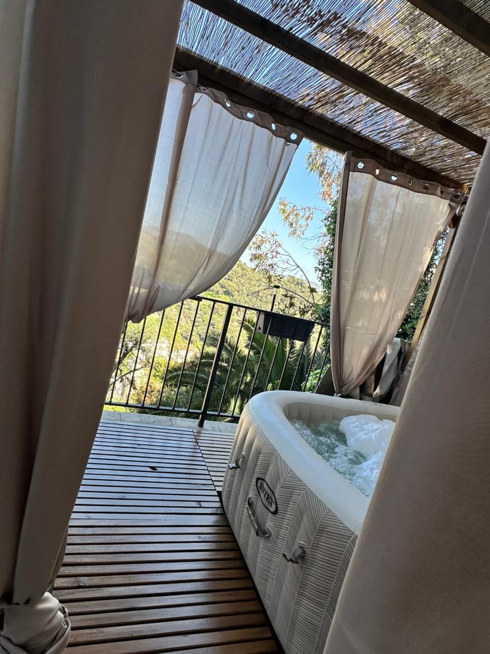 Property building, Natural landscape, Hot Tub, View (from property/room), Balcony/Terrace