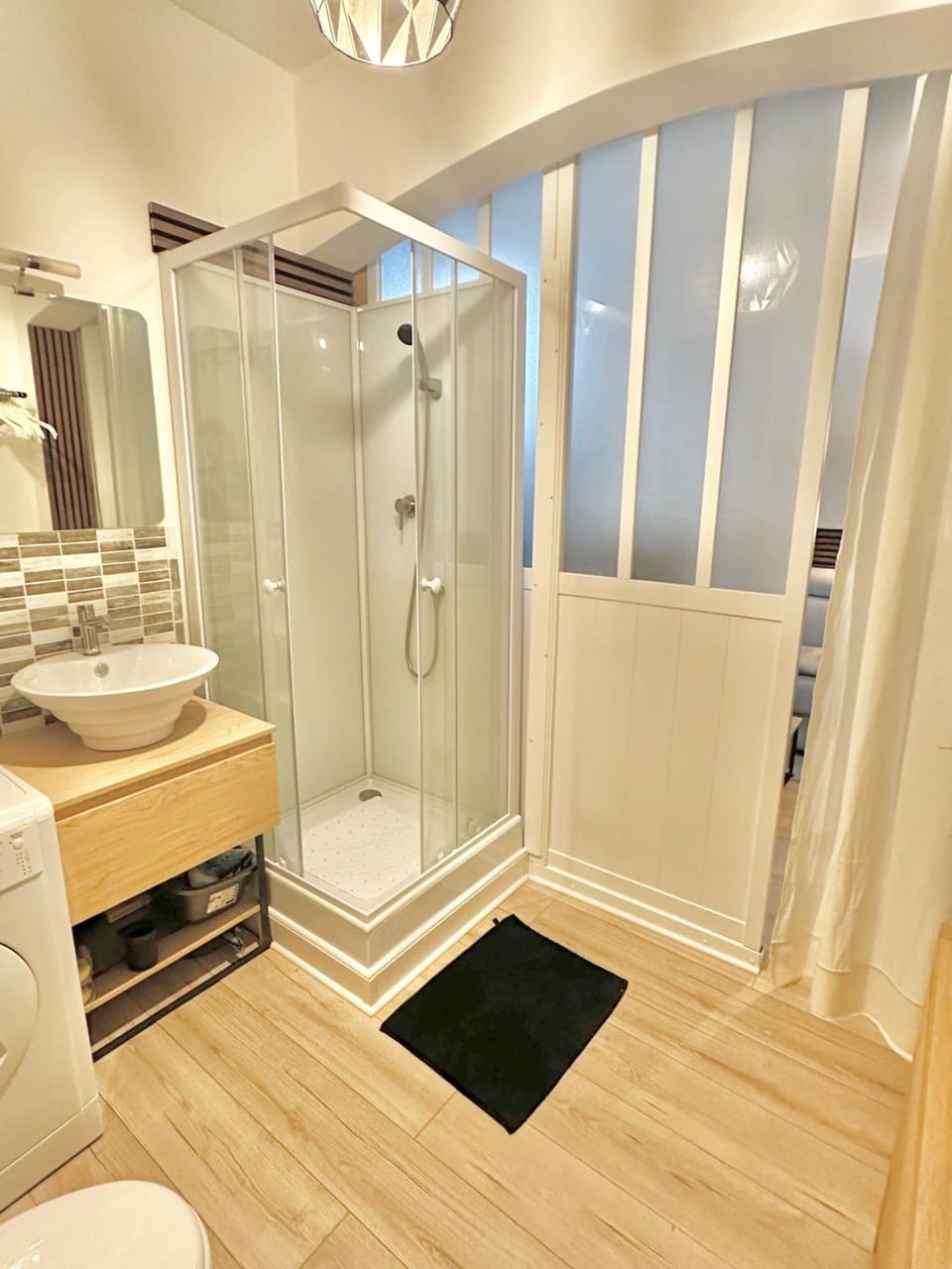 Shower, Bathroom