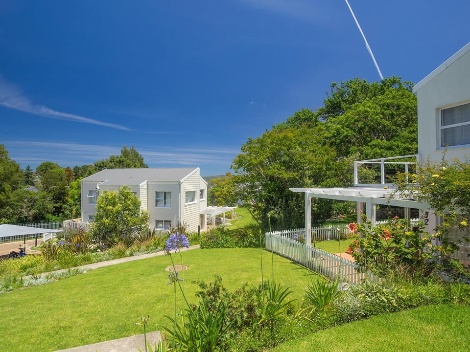 Property building, Day, Natural landscape, Garden, Other, Garden view