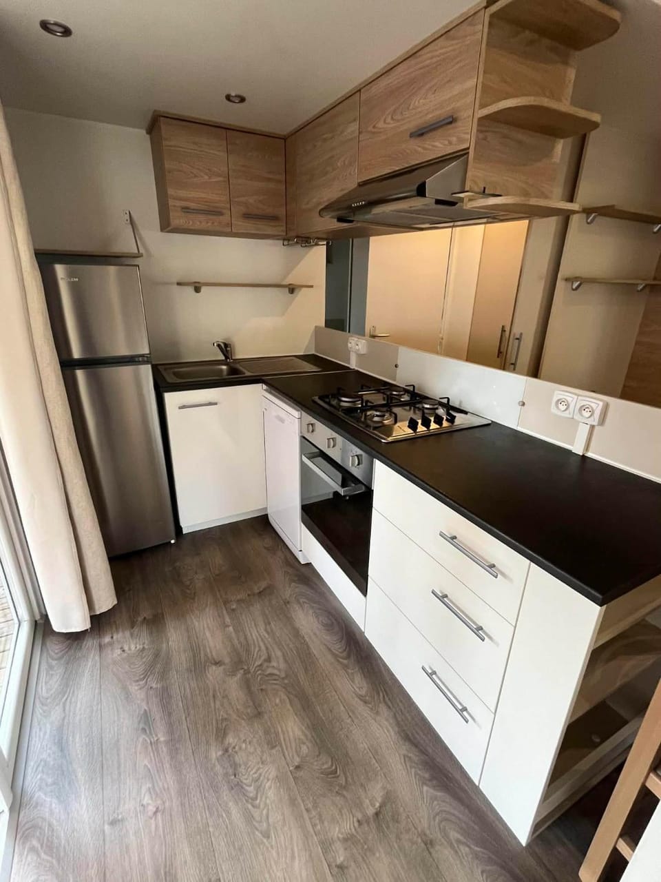 Kitchen or kitchenette, stove