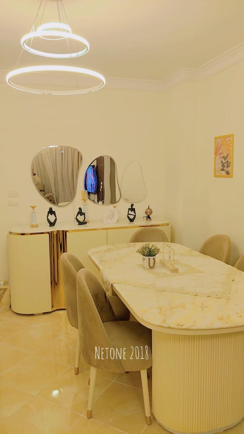 للايجار المفروش راقي Apartment in New Cairo City
