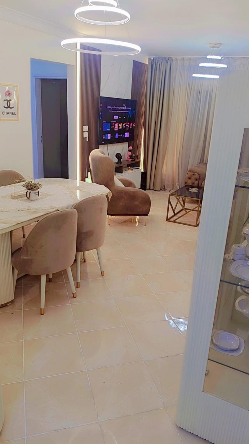 للايجار المفروش راقي Apartment in New Cairo City