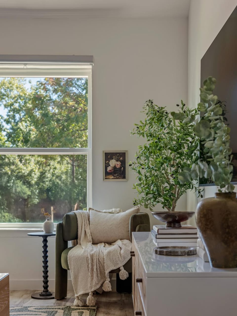 Living room, Seating area