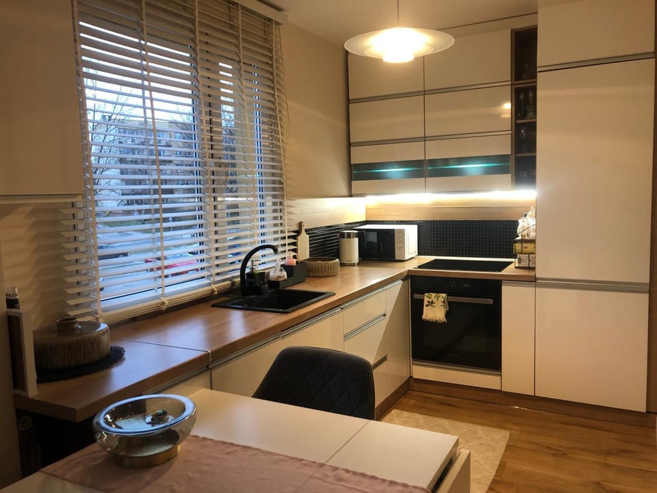 Apartament Klonowa Home -wejście 24h,kod, targi, faktura ,miejsce parkingowe Apartment in Poland