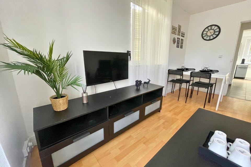 TV and multimedia, Living room