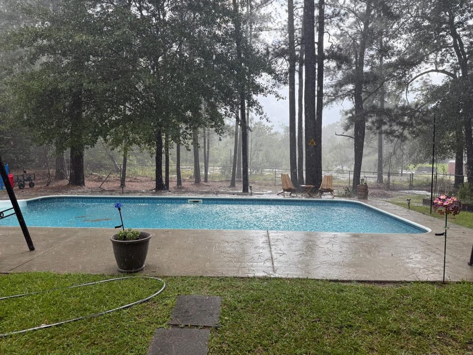 Secluded Retreat with Pool near Stone Mountain, Aquarium and Coca-Cola - Downtown House in Lithonia