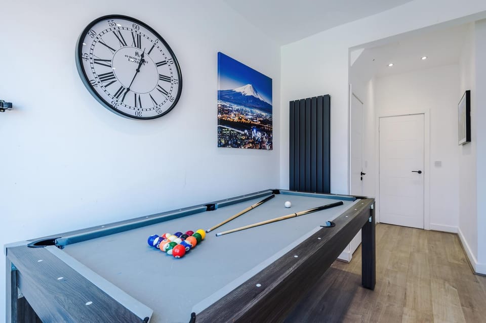 Billiard