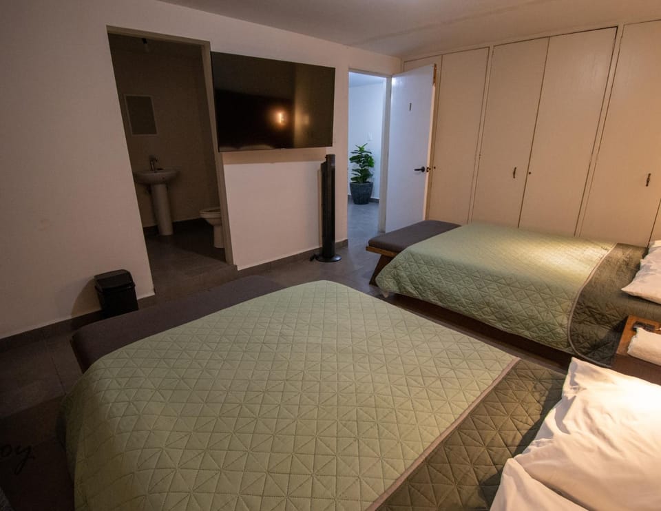 38# Habitación doble cama matrimonial Vacation rental in Leon