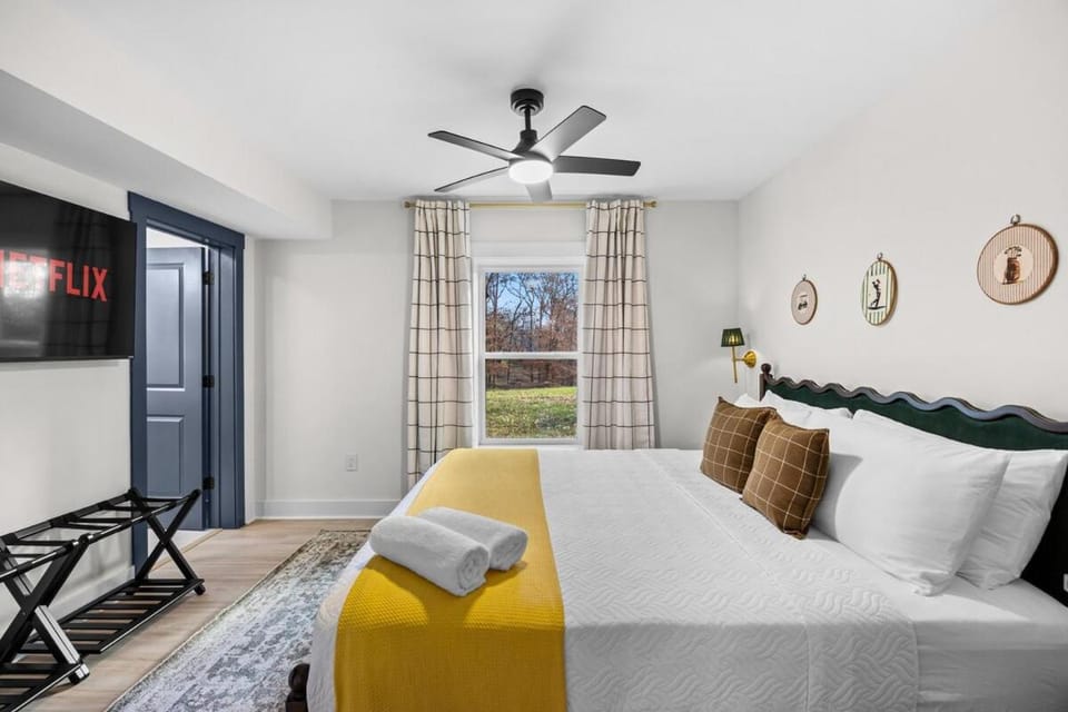 TV and multimedia, Bedroom