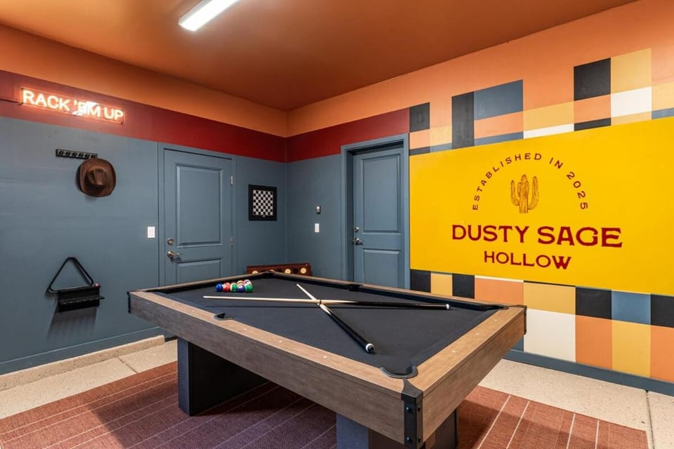 Dusty Sage Hollow House in Sierra Nevada
