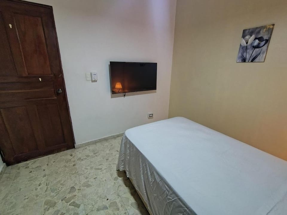Comfortable and quiet single room Apartment in Santo Domingo