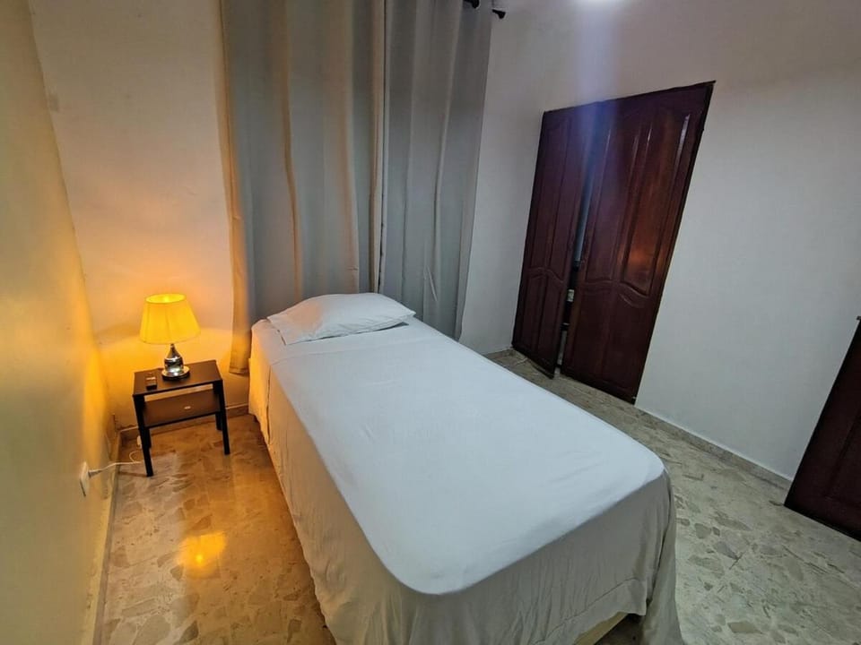 Comfortable and quiet single room Apartment in Santo Domingo