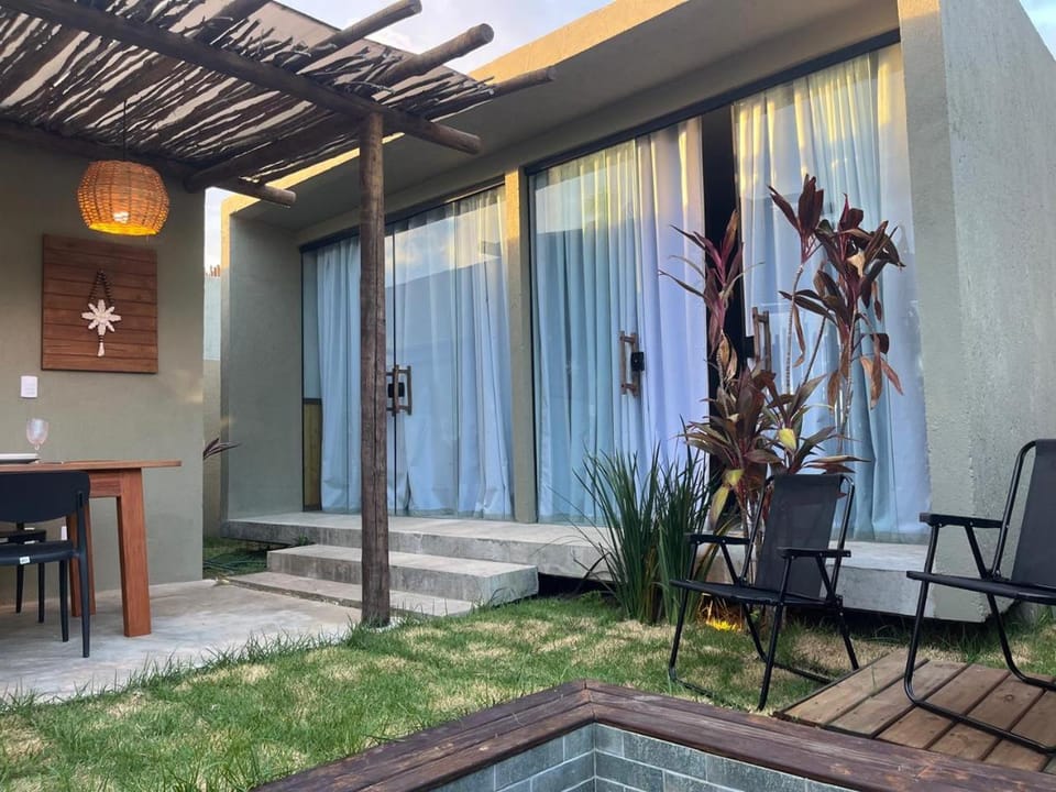 Patio, Day, Garden, Garden view