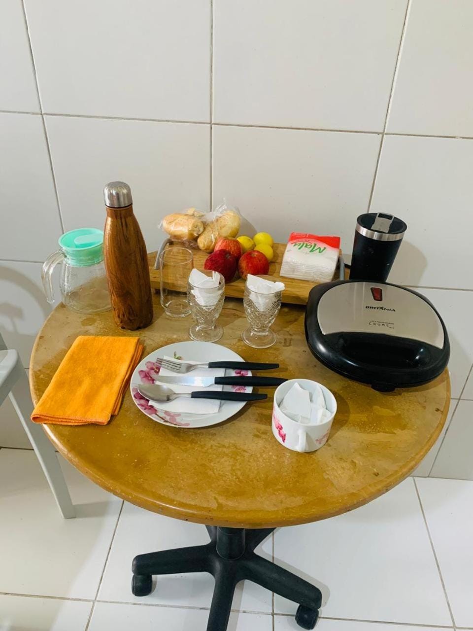 Suite branca Vip House in Salvador