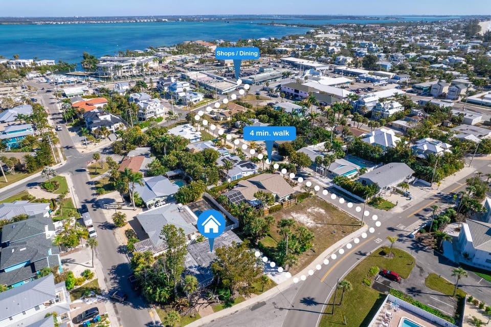 Private Pool - Yacht Rock Ranch by SeaBreeze Vacation House in Holmes Beach