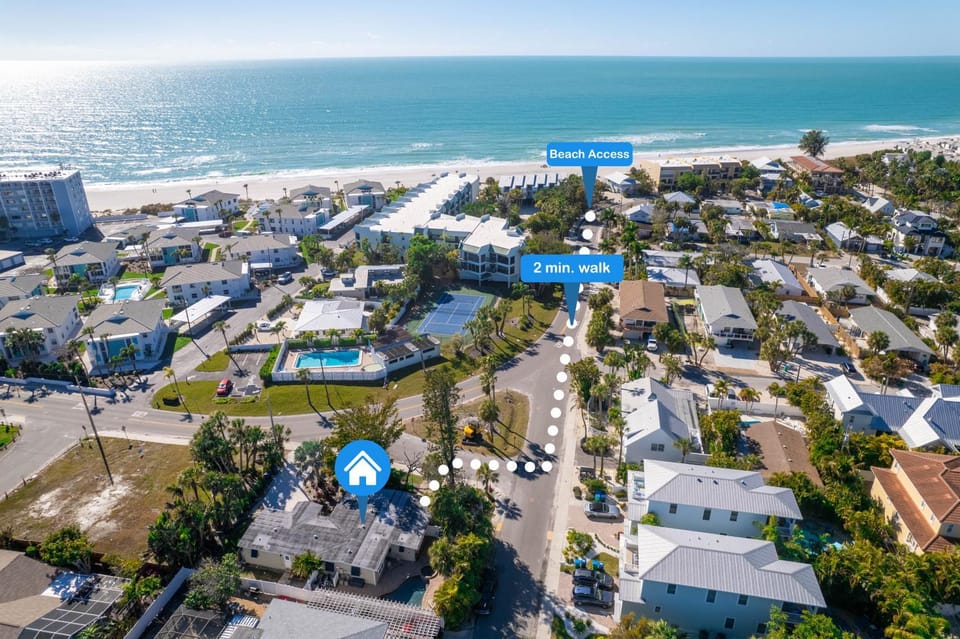 Private Pool - Yacht Rock Ranch by SeaBreeze Vacation House in Holmes Beach