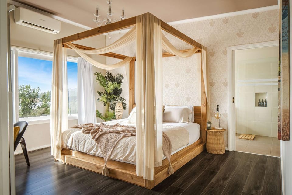 Seednest Treehouse Spectacular Mountain View House in Olinda