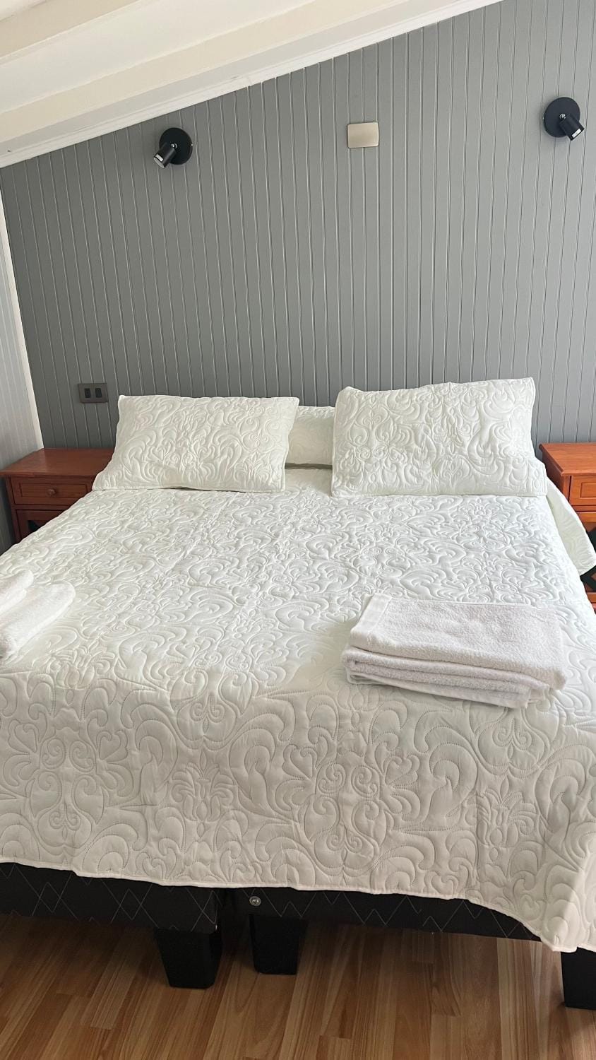 Hospedaje Avenida Bed and Breakfast in Puerto Montt