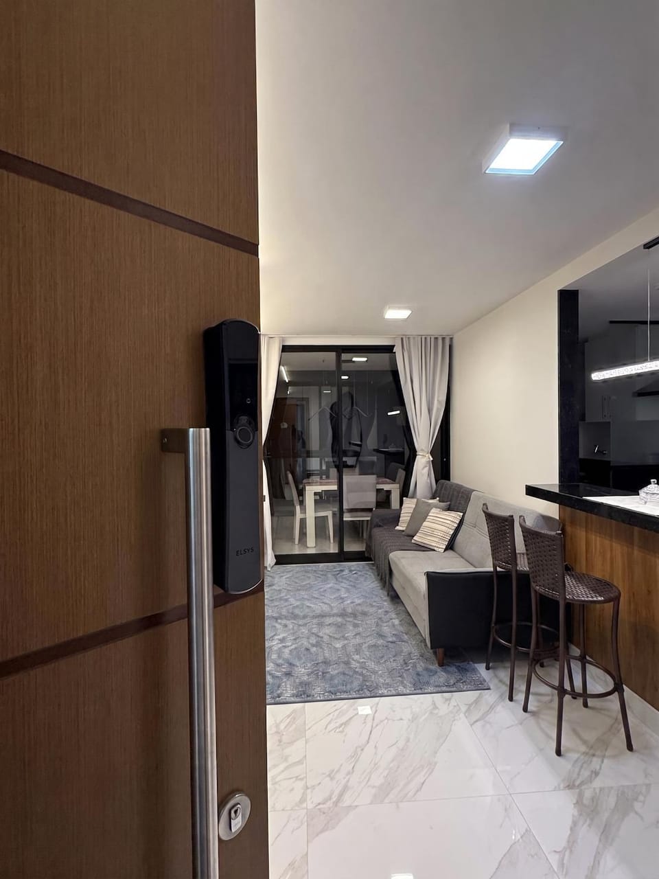 Camburi Prime Beach - Apartamento Frente à Praia em Jardim Camburi 2 Quartos Próximo ao Aeroporto Apartment in Vitoria