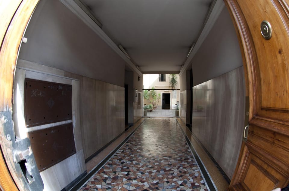 Property building, Facade/entrance, Other, On site
