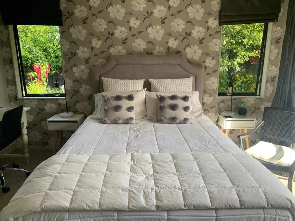 Private Retreat Bed and Breakfast in Cambridge