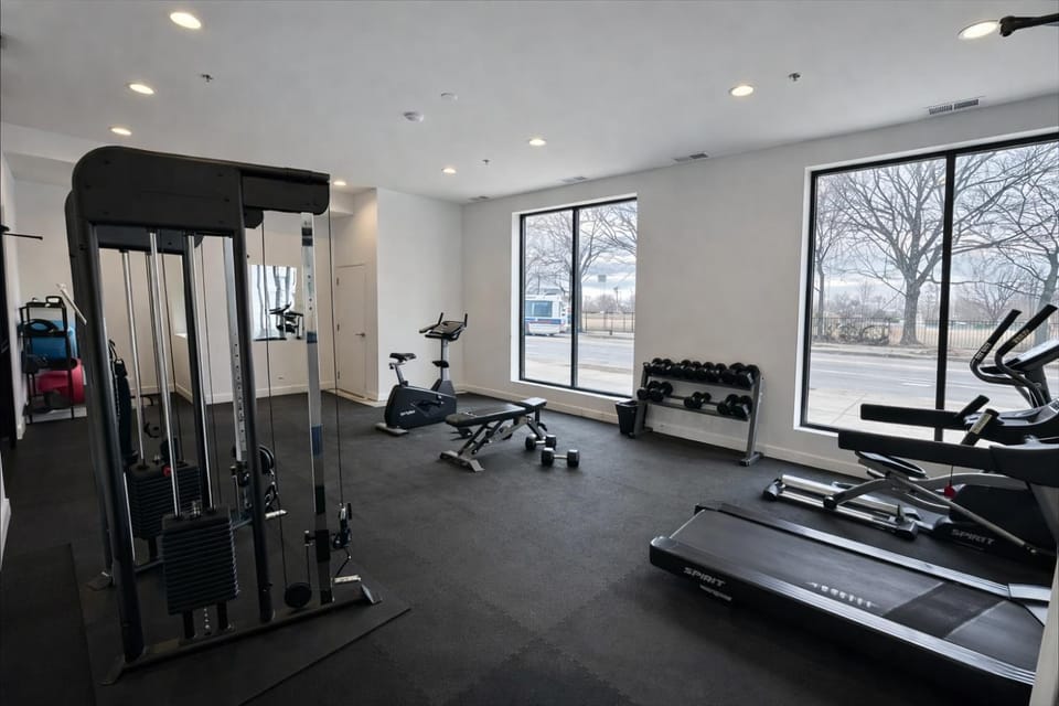Stylish 4BR South Loop Stay Near McCormick Plaza Apartment in South Loop