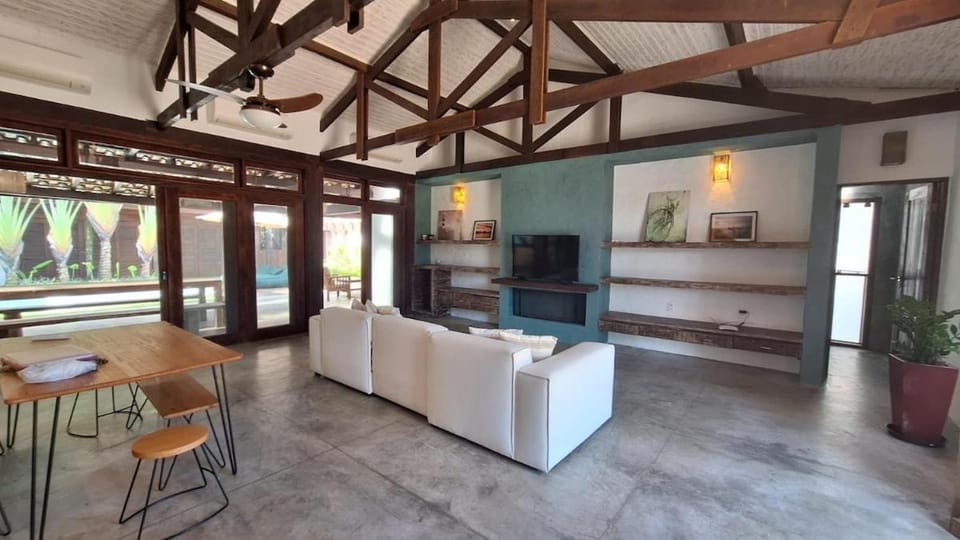 Casa em Riviera 80 metros da praia House in Bertioga