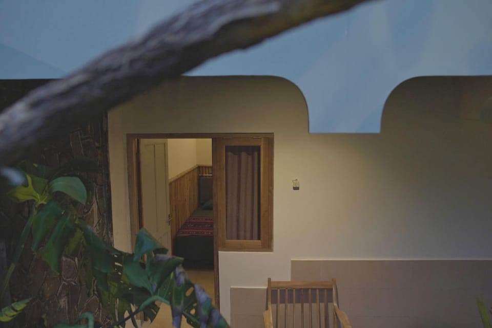Property building, Bed, Bedroom, air conditioner