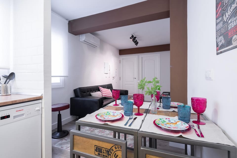 Kitchen or kitchenette, Living room, Dining area, On site